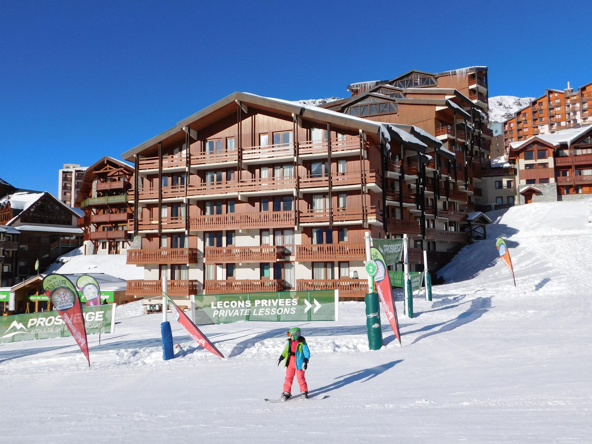 Le Cheval Blanc - Village Montana วัลโตรองส์ ภายนอก รูปภาพ