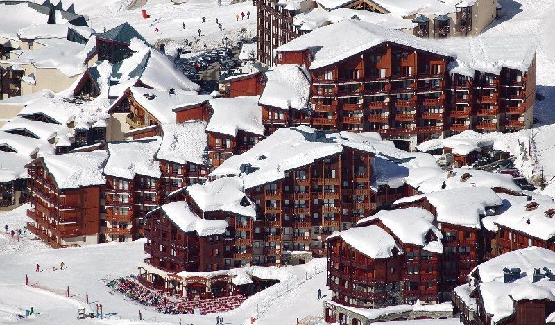 Le Cheval Blanc - Village Montana วัลโตรองส์ ภายนอก รูปภาพ